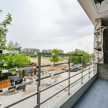 Fabhotel Sparkling - Nr Yashobhoomi Convention Centre Delhi (National Capital Territory of India) Exterior foto