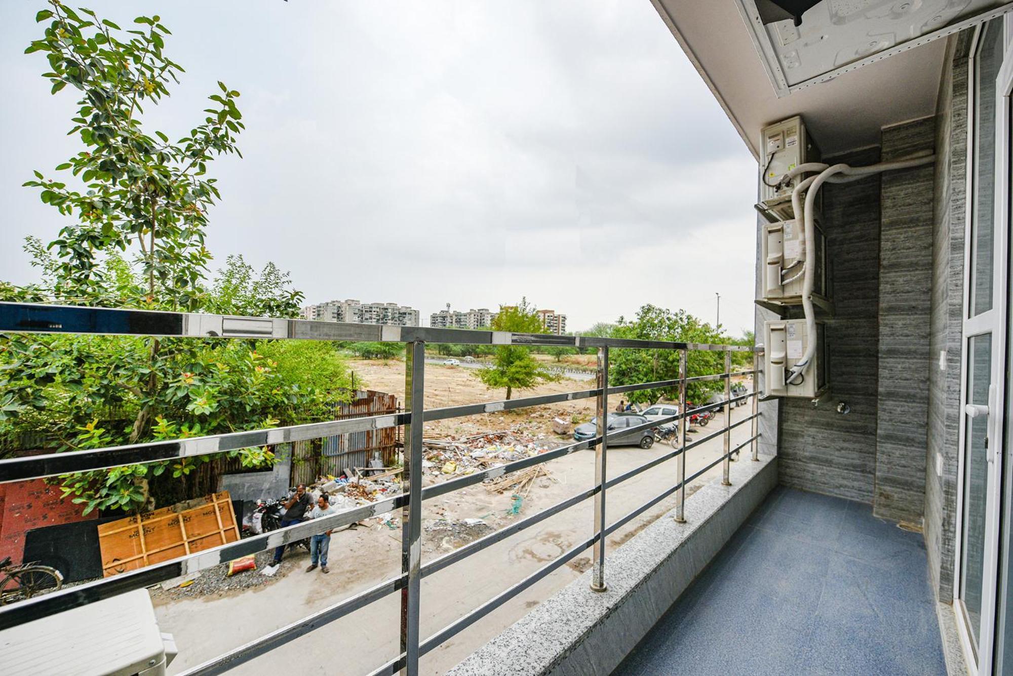 Fabhotel Sparkling - Nr Yashobhoomi Convention Centre Delhi (National Capital Territory of India) Exterior foto