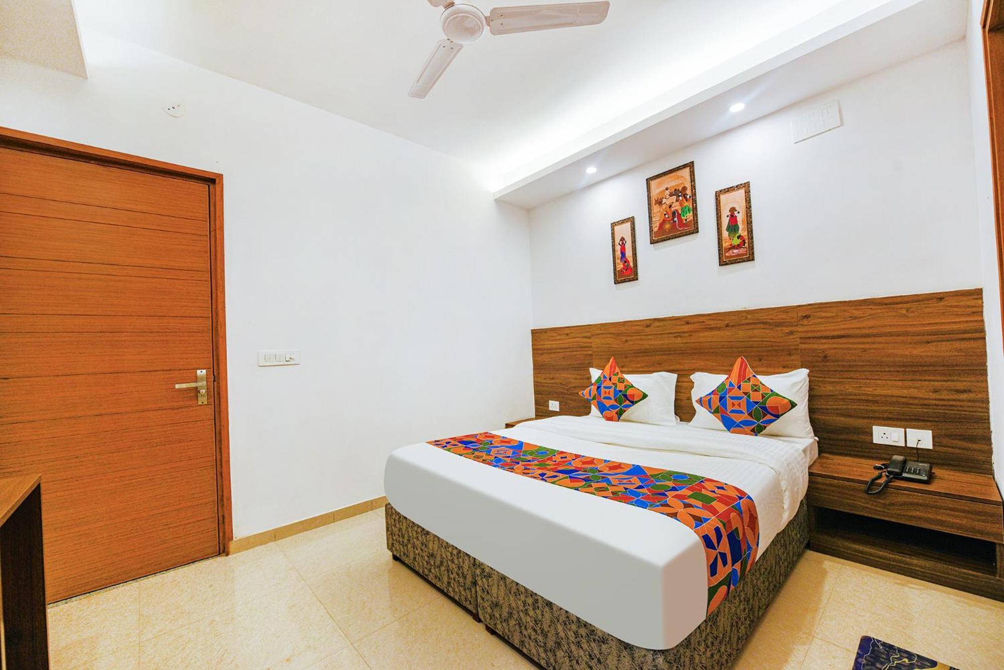 Fabhotel Sparkling - Nr Yashobhoomi Convention Centre Delhi (National Capital Territory of India) Exterior foto