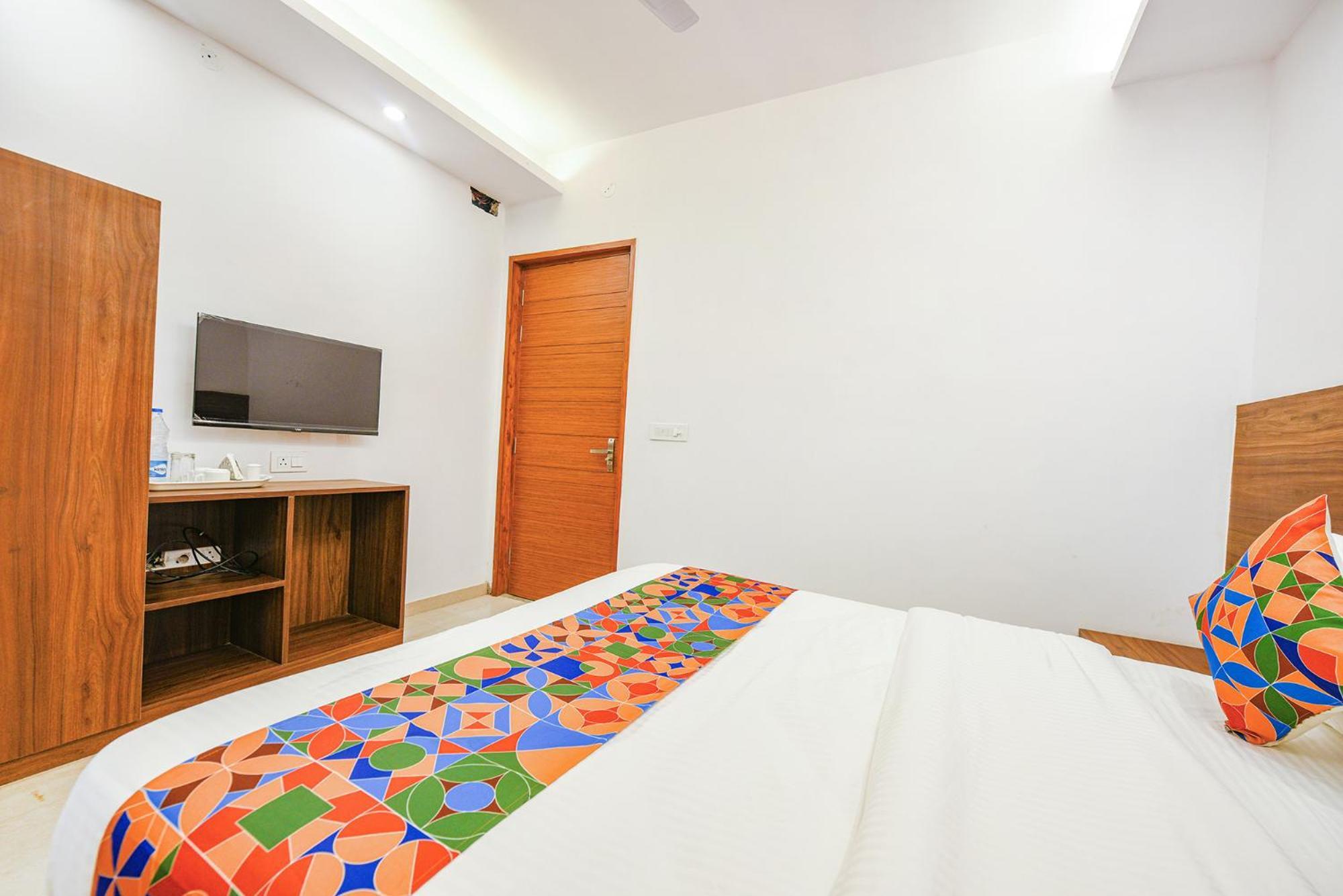 Fabhotel Sparkling - Nr Yashobhoomi Convention Centre Delhi (National Capital Territory of India) Exterior foto